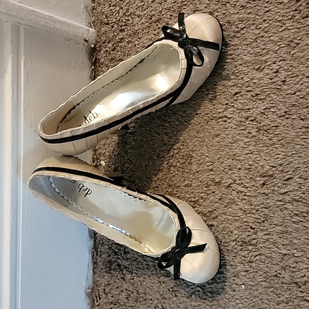 Deb shoes